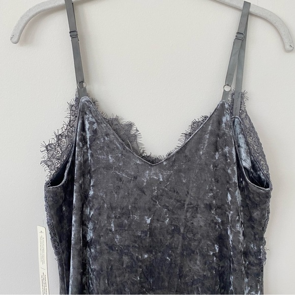 NWT Porridge x Anthropologie Tessie Grey
Velvet Lace Sequins Slip Dress S Party - Picture 7 of 16